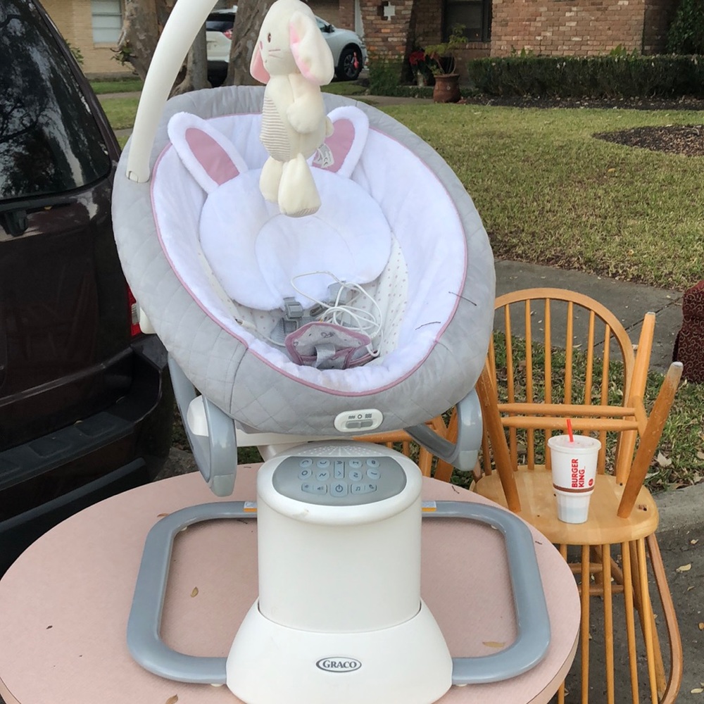 Graco soothing swing
